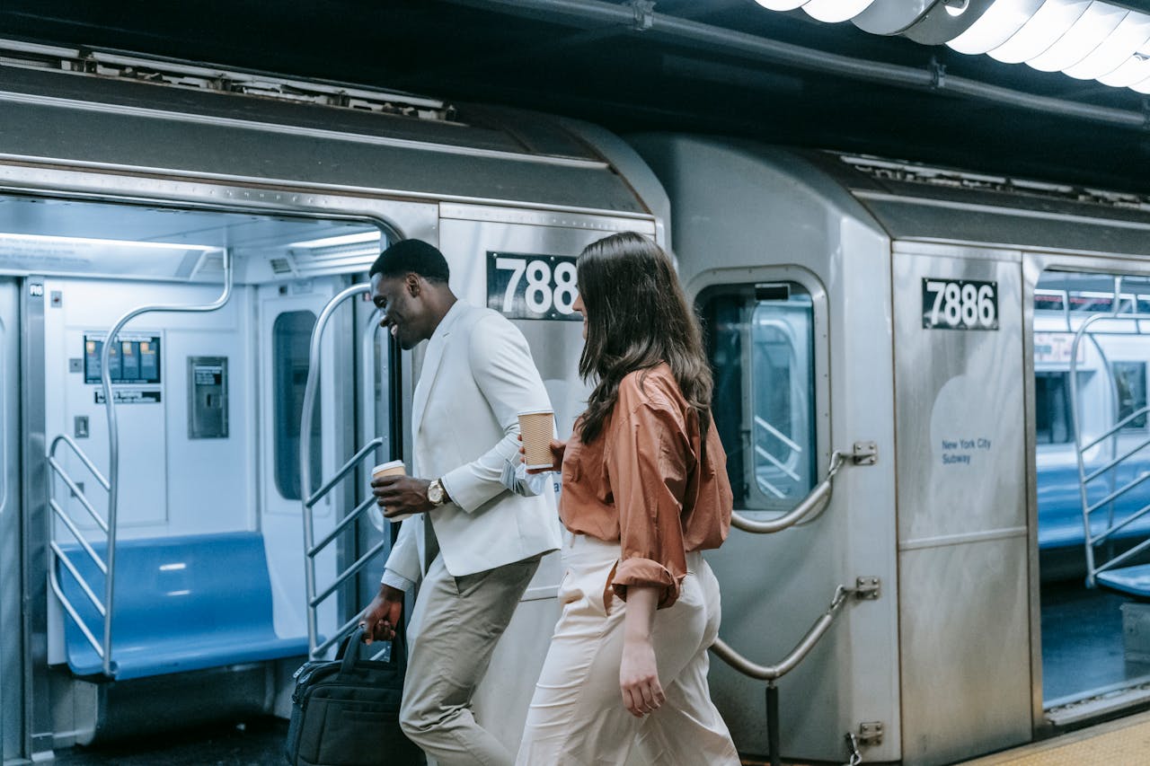 What’s a Good Fragrance for Wearing on the New York’s Subway